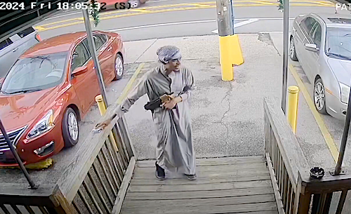 Arik Brooks Allegedly Caught on Camera with Assault Rifle After Shooting Woman. Credit WHAS11